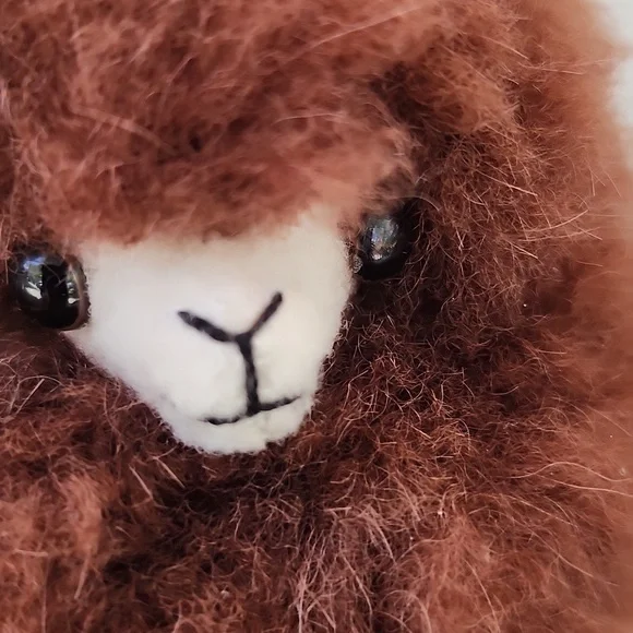 TERRA BABY ALPACA FUR KEYCHAIN/BAG CHARM - Picture 2 of 7